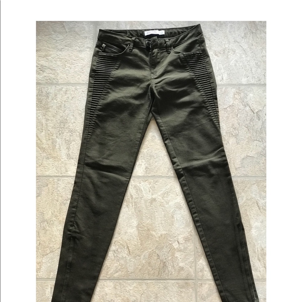 Zara Basic Denim Olive Green Jeggings, Super Cute!